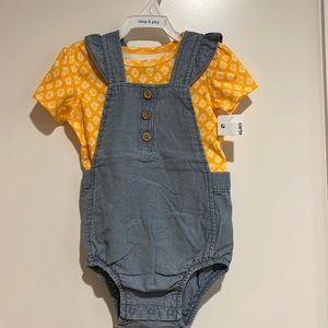 Carter’s two piece baby suit